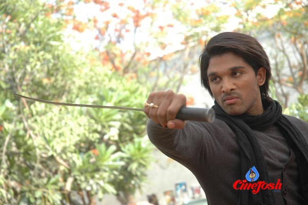 Arya2 Movie Stills - Allu Arjun, Kajal Agarwal, Navadeep - 19 / 29 photos